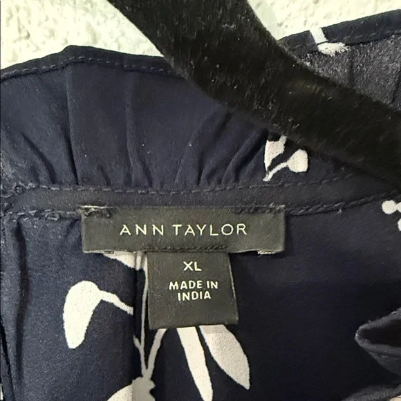 Ann Taylor Navy and White Floral Top - Picture 2 of 7